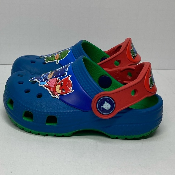 CROCS PJ Masks Classic Clog Infant/Toddler Size 6 - Picture 1 of 4